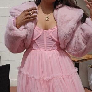 F21 Faux Fur Crop Coat Pins Sz M